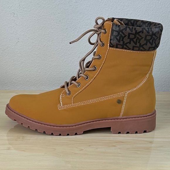 DKNY Men's Ankle Tan Boots Lace Up Style With Logo - Picture 11 of 16